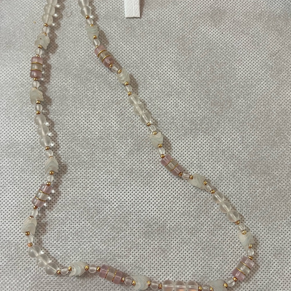 Vintage Elegant Beaded Necklace with Gold Accents